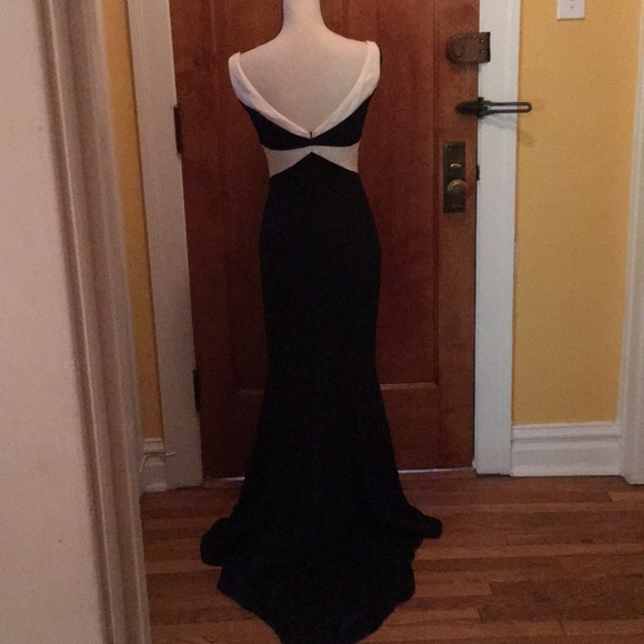 Vintage Escada Gown - Picture 2 of 8